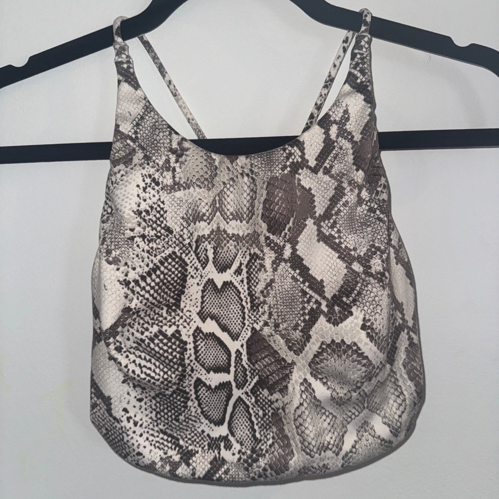 Backless VS Snakeskin sports bra